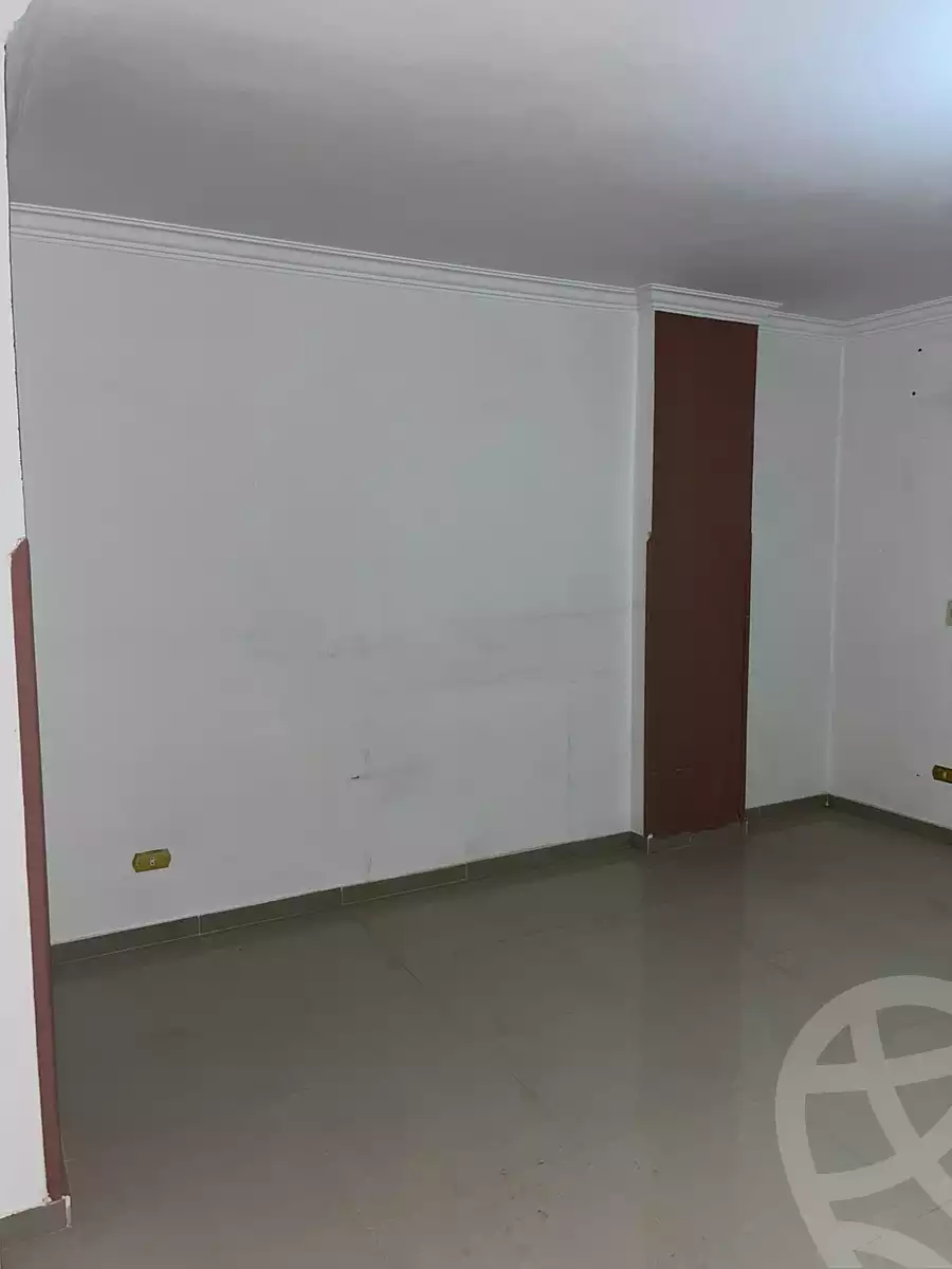 https://aqarmap.com.eg/ar/listing/3900364-for-rent-al-khamseen-st