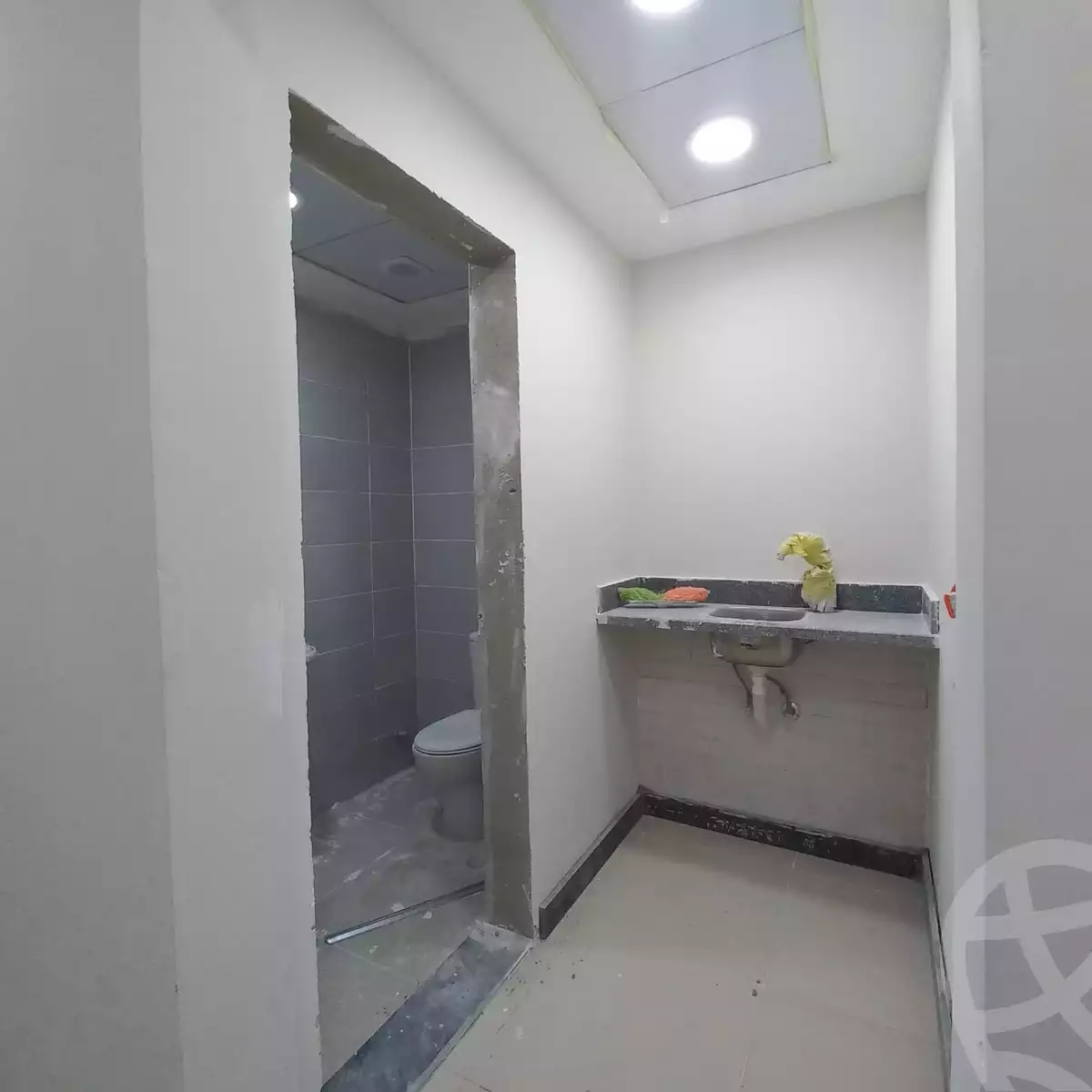 https://aqarmap.com.eg/en/listing/3902149-for-sale-cairo-el-sheikh-zayed-city-shr-lbstn
