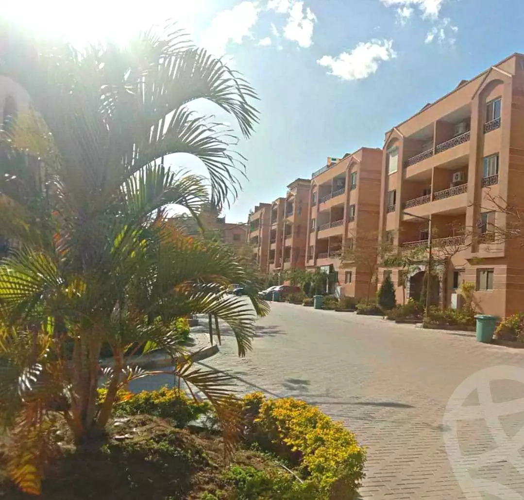https://aqarmap.com.eg/en/listing/3907901-for-sale-cairo-6th-of-october-compound-gladios-garden