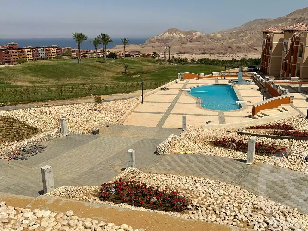 https://aqarmap.com.eg/ar/listing/6173586-projects-heaven-hiils-alsokhna