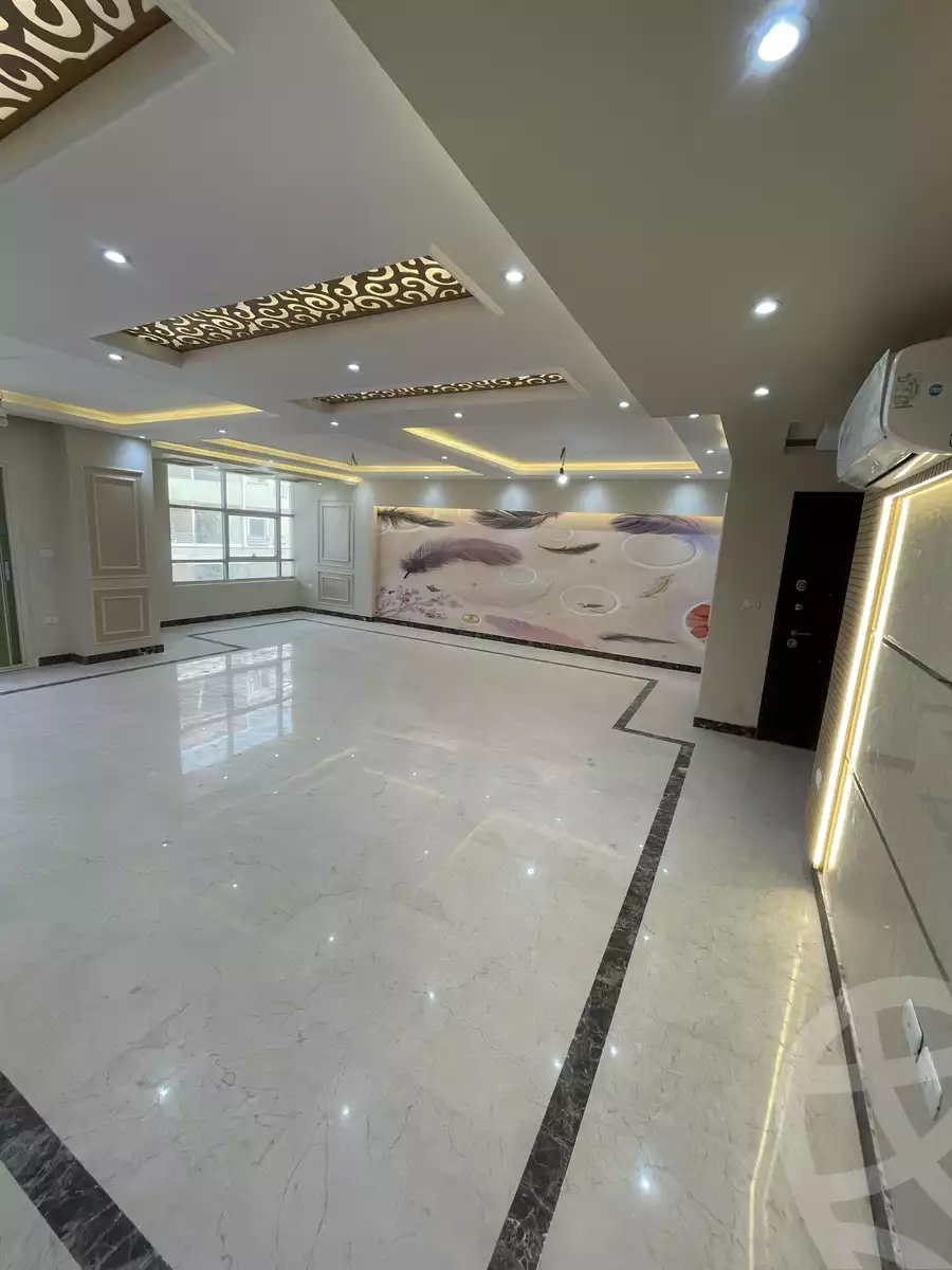 https://aqarmap.com.eg/ar/listing/3876964-for-sale-cairo-el-sheikh-zayed-city-bait-el-watan