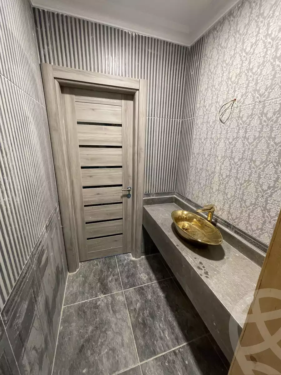 https://aqarmap.com.eg/ar/listing/3876964-for-sale-cairo-el-sheikh-zayed-city-bait-el-watan