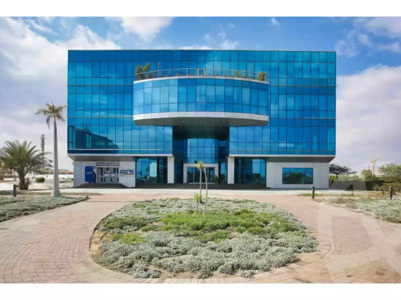 https://aqarmap.com.eg/ar/listing/4342683-for-sale-cairo-alex-cairo-desert-road-smart-village