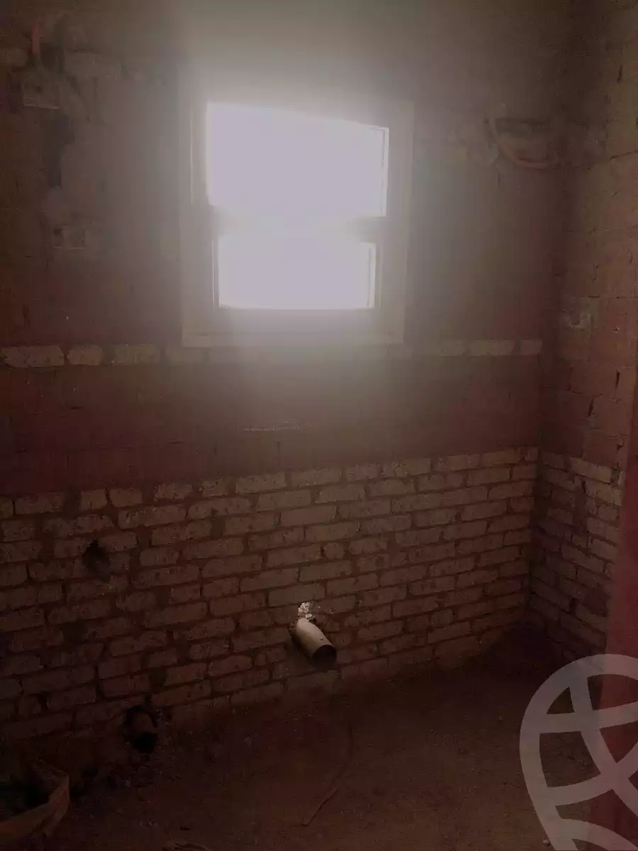 https://aqarmap.com.eg/en/listing/3950727-for-sale-cairo-al-oubour-tryq-msr-sm-yly-lshrwy-moon-city