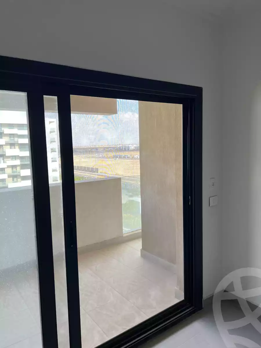 https://aqarmap.com.eg/ar/listing/3962190-for-sale-mdyn-lshrwq-compounds-alborouj