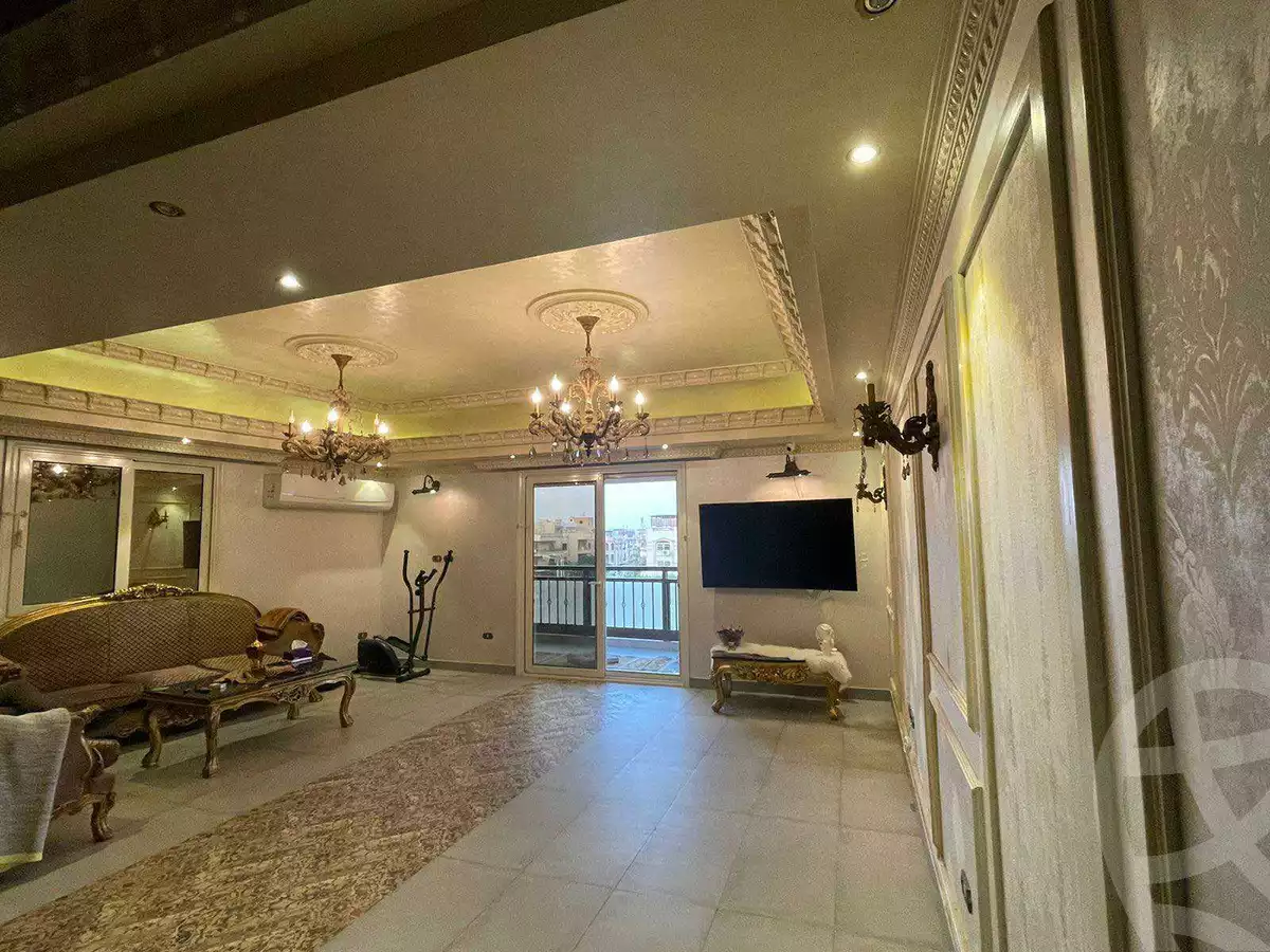 https://aqarmap.com.eg/ar/listing/3963370-for-sale-cairo-new-cairo-first-settlement-mhwr-mstfy-kml