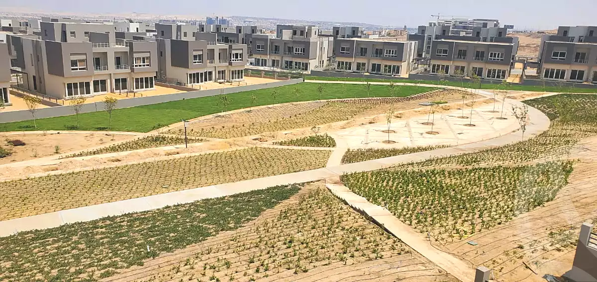 https://aqarmap.com.eg/ar/listing/3983082-for-sale-cairo-el-sheikh-zayed-city-compounds-in-sheikh-zayed-etapa