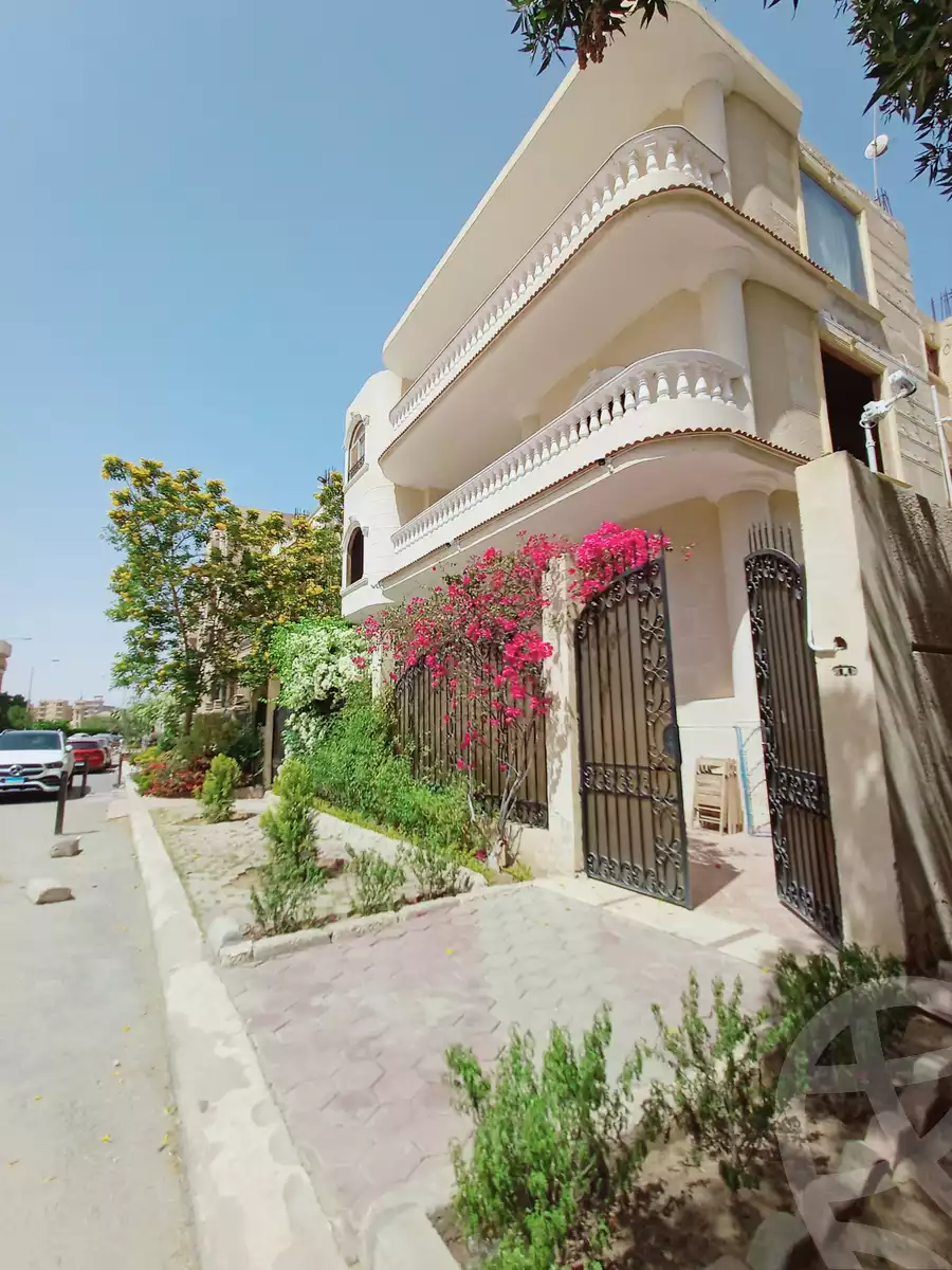 https://aqarmap.com.eg/ar/listing/3989831-for-sale-cairo-6th-of-october-lhsry