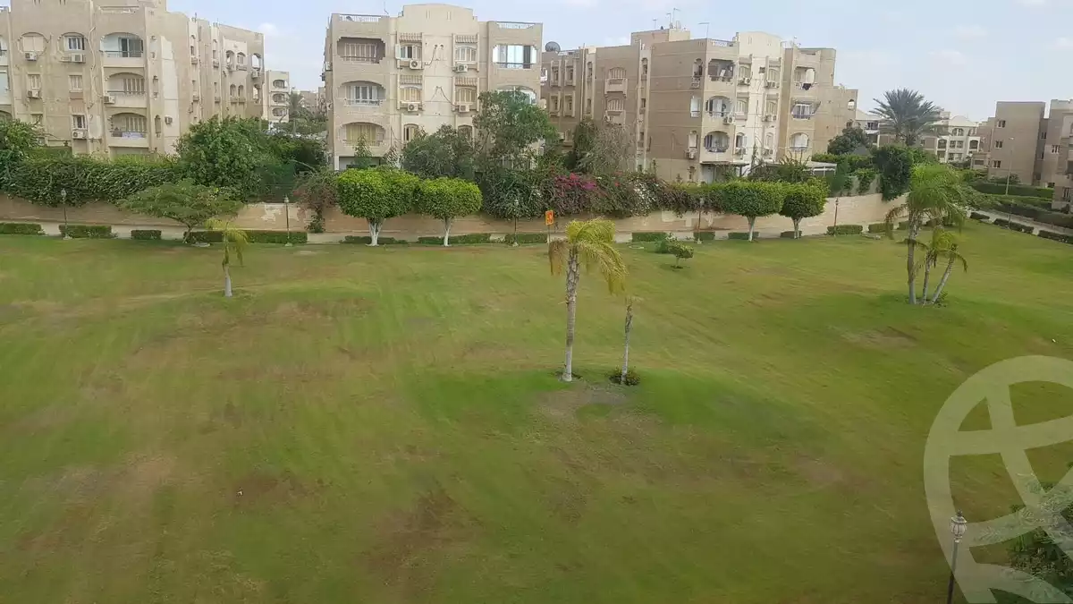https://aqarmap.com.eg/en/listing/5663635-for-sale-cairo-el-sheikh-zayed-city-compounds-beverly-hills