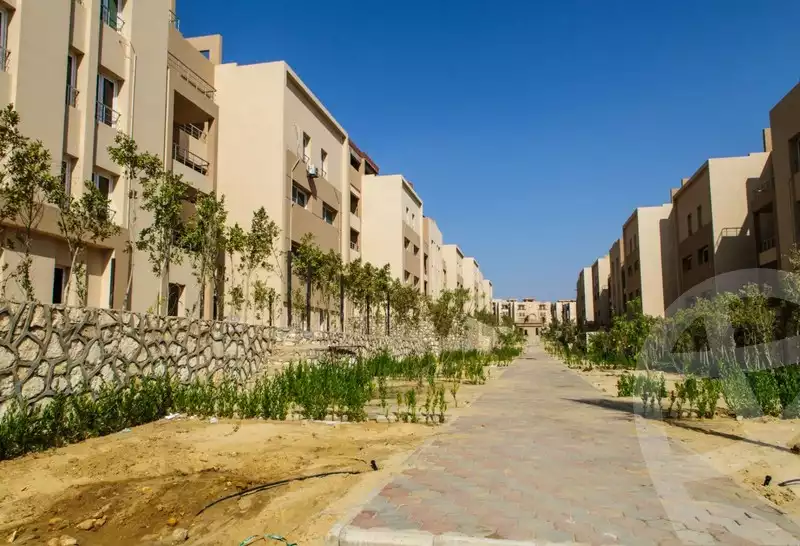 https://aqarmap.com.eg/ar/listing/4002284-for-sale-cairo-el-sheikh-zayed-city-compounds-in-sheikh-zayed-el-karma-residence