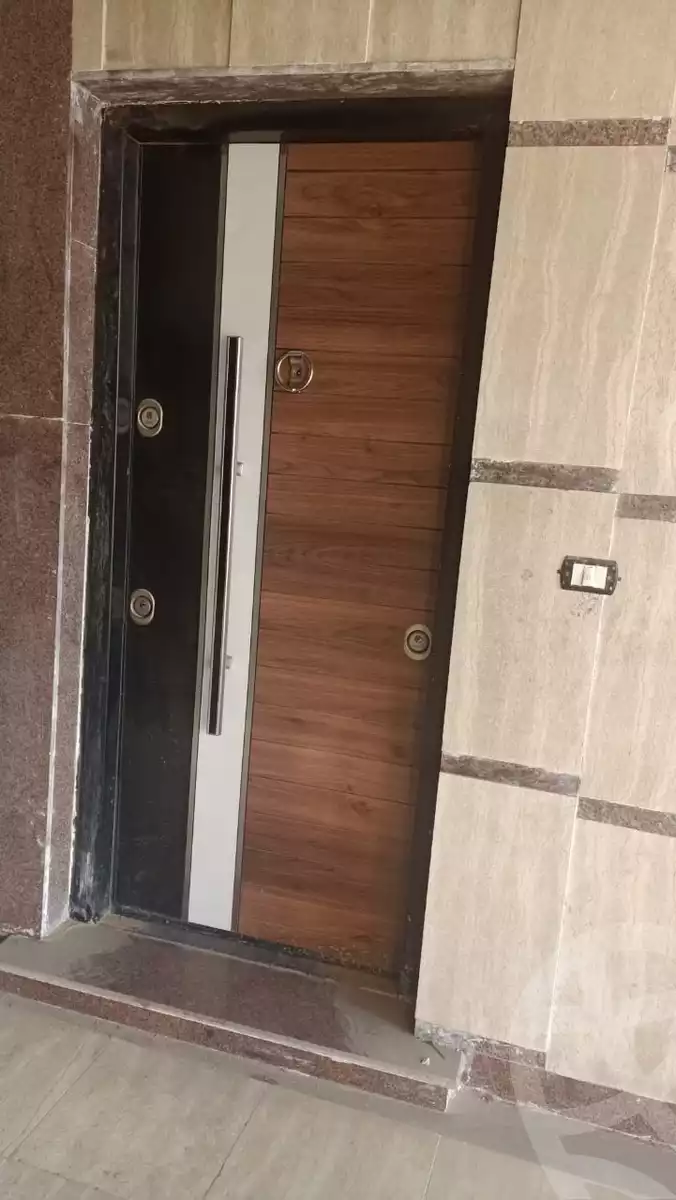 https://aqarmap.com.eg/ar/listing/4003006-for-sale-cairo-al-oubour-el-hay-el-khames