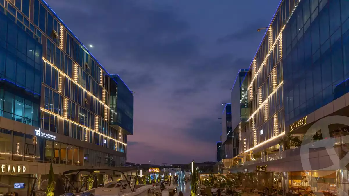 https://aqarmap.com.eg/ar/listing/4004537-for-sale-cairo-el-sheikh-zayed-city-compounds-in-sheikh-zayed-capital-business-park