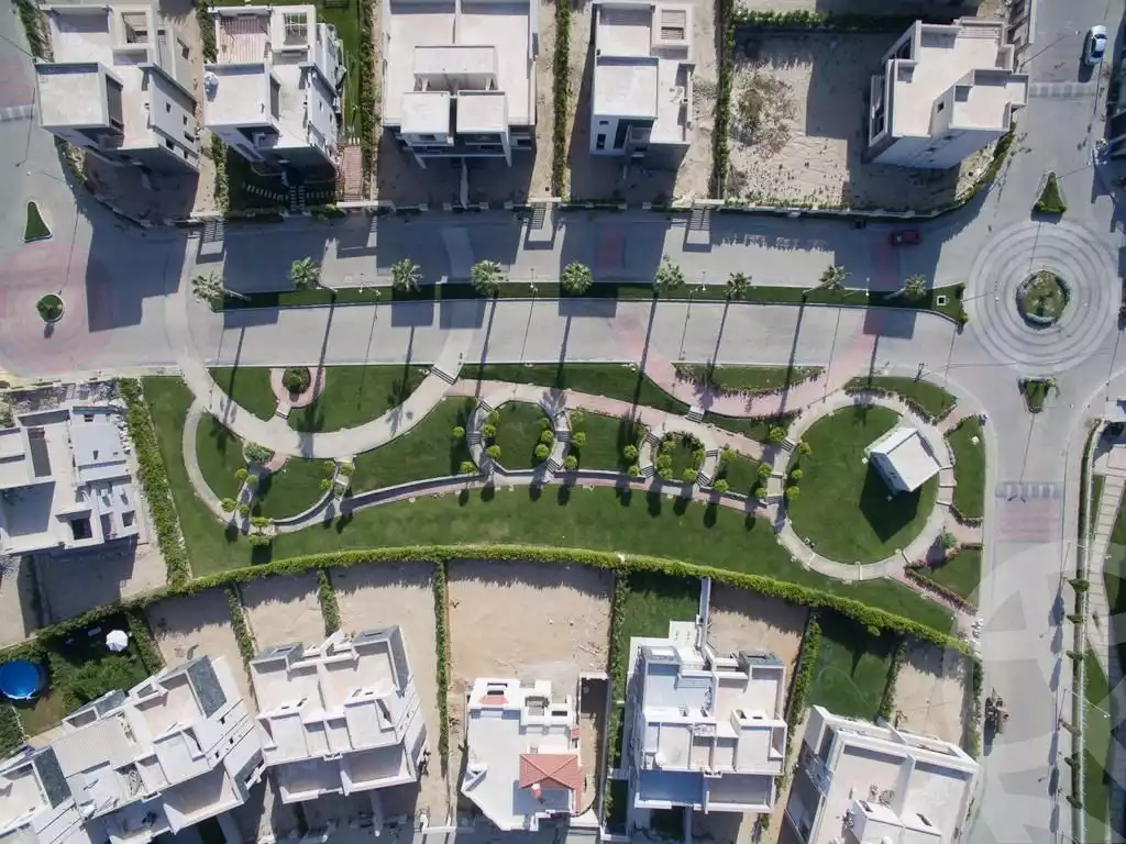 https://aqarmap.com.eg/en/listing/4371658-for-sale-cairo-el-sheikh-zayed-city-compounds-in-sheikh-zayed-el-karma-4