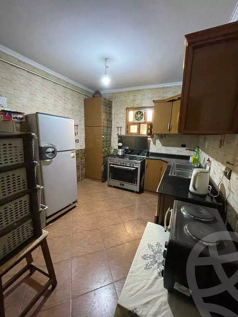 https://aqarmap.com.eg/ar/listing/4011880-for-sale-cairo-cairo-hdyq-lhrm-lmntq-w
