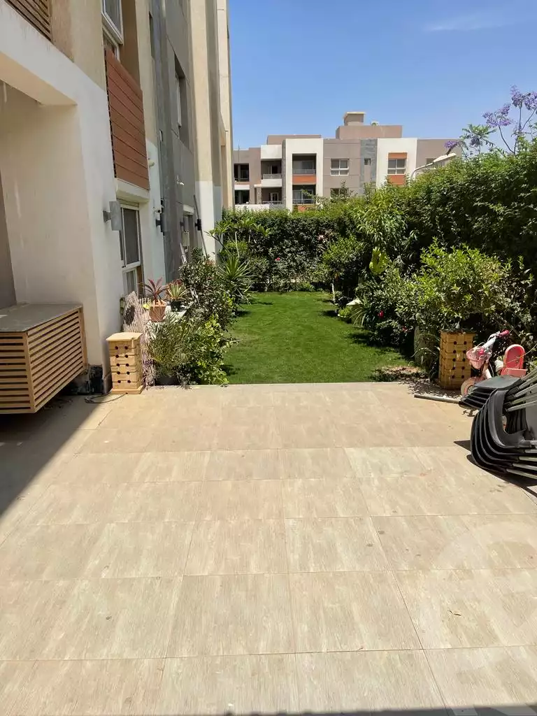 https://aqarmap.com.eg/ar/listing/4013229-for-sale-cairo-el-sheikh-zayed-city-compounds-in-sheikh-zayed-zayed-regency