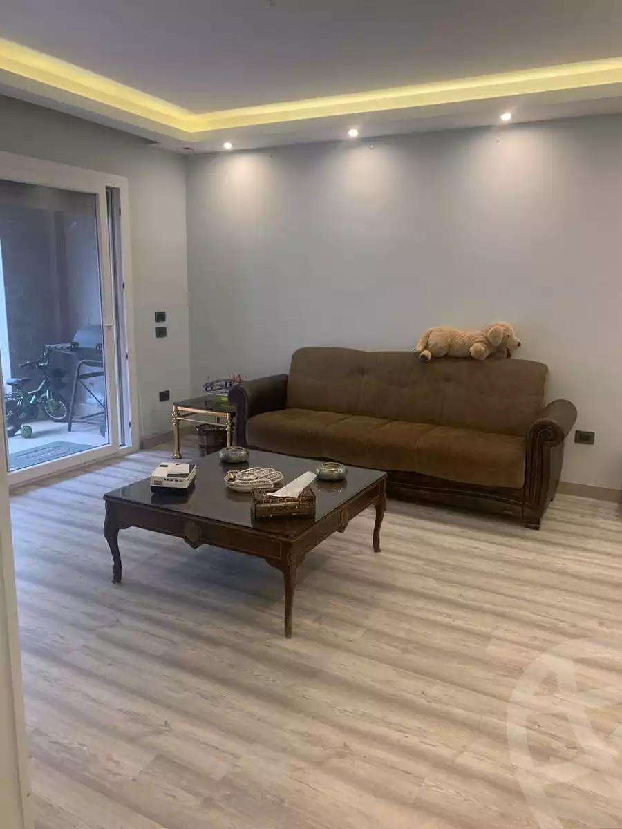 https://aqarmap.com.eg/ar/listing/4013244-for-sale-cairo-el-sheikh-zayed-city-compounds-in-sheikh-zayed-zayed-regency