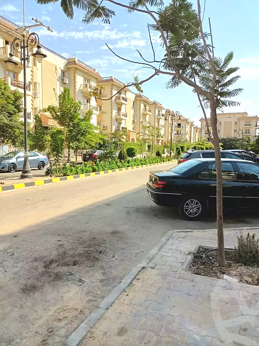 https://aqarmap.com.eg/en/listing/4014677-for-sale-cairo-new-cairo-north-investors-abdullah-ibn-salamah-st
