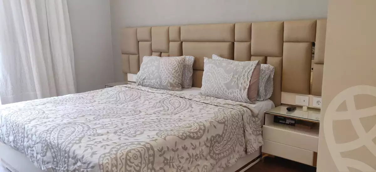 https://aqarmap.com.eg/en/listing/4016569-for-rent-cairo-6th-of-october-compound-aeon