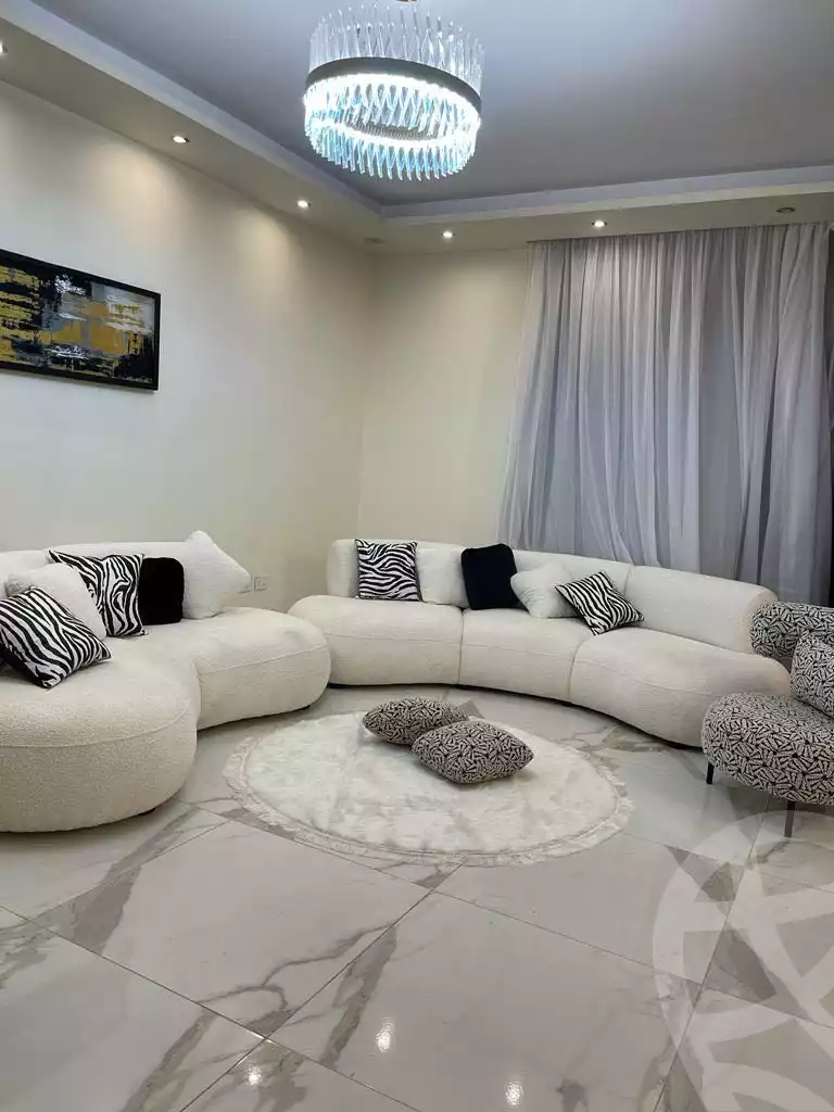 https://aqarmap.com.eg/ar/listing/4022622-for-rent-cairo-el-sheikh-zayed-city-compounds-in-sheikh-zayed-beverly-hills
