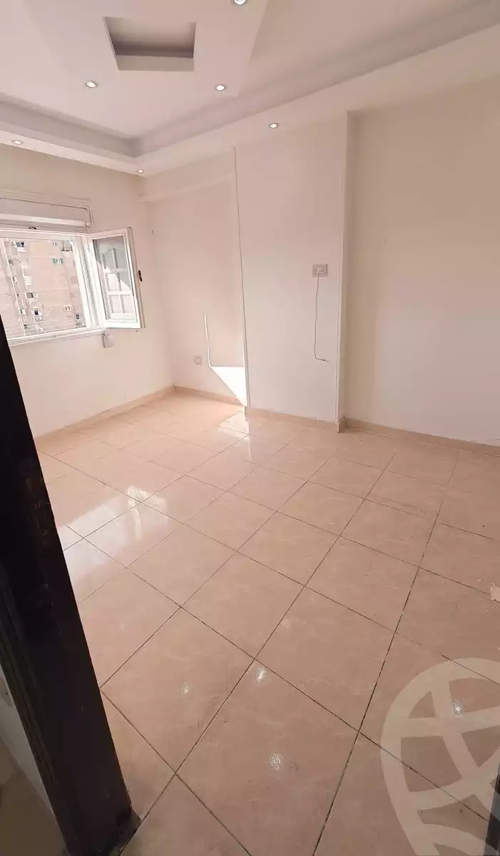 https://aqarmap.com.eg/ar/listing/4029542-for-sale-alexandria-moharram-bey-el-rasafa-st
