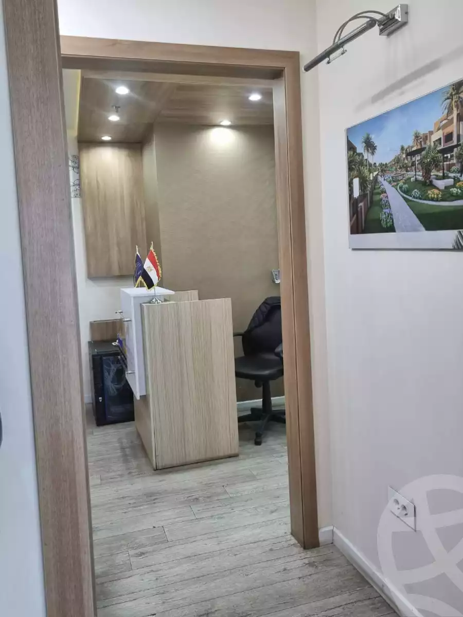 https://aqarmap.com.eg/ar/listing/4029698-for-sale-cairo-el-sheikh-zayed-city-compounds-in-sheikh-zayed-capital-business-park