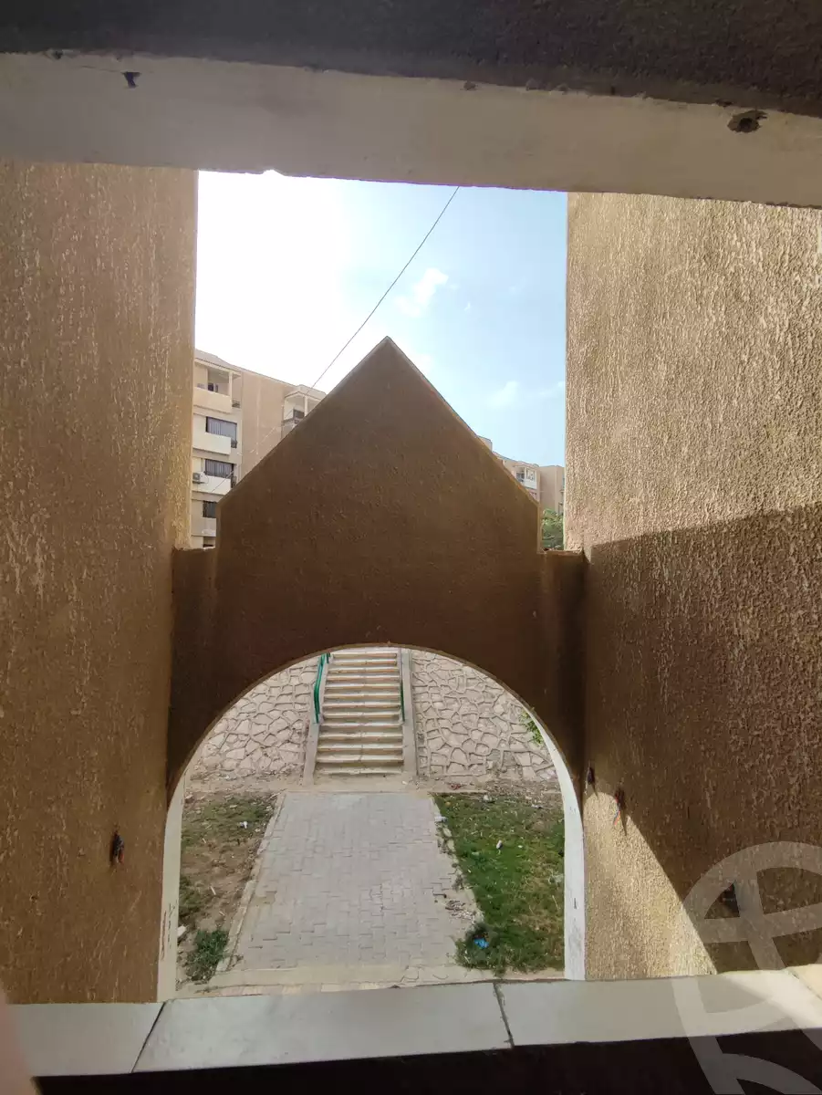 https://aqarmap.com.eg/ar/listing/4030494-for-rent-cairo-new-cairo-third-settlement-first-neighborhood