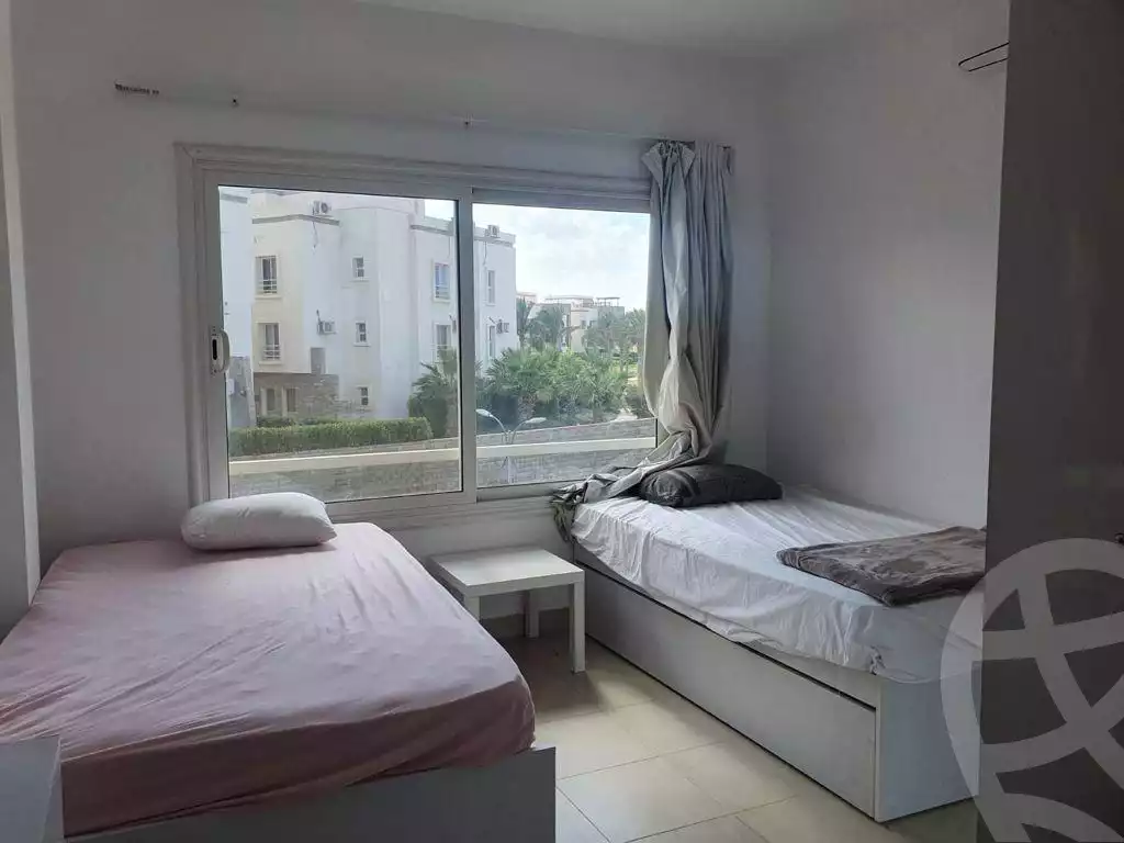 https://aqarmap.com.eg/ar/listing/4033602-for-sale-amwaj-1