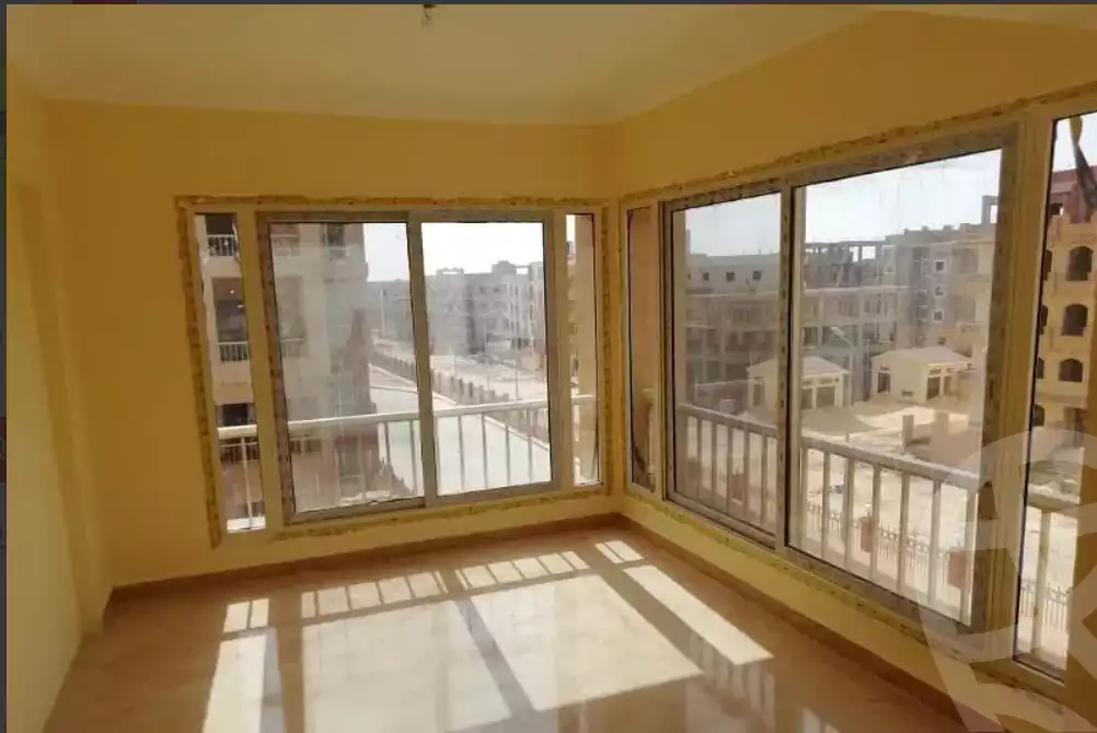 https://aqarmap.com.eg/en/listing/4034158-for-rent-cairo-6th-of-october-compound-degla-gardens