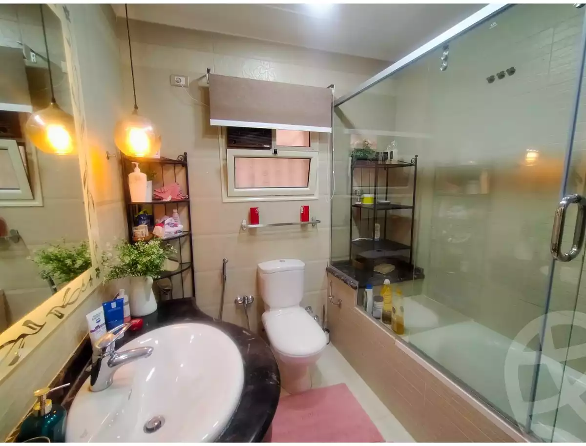 https://aqarmap.com.eg/en/listing/4035493-for-sale-cairo-el-sheikh-zayed-city-compounds-greens