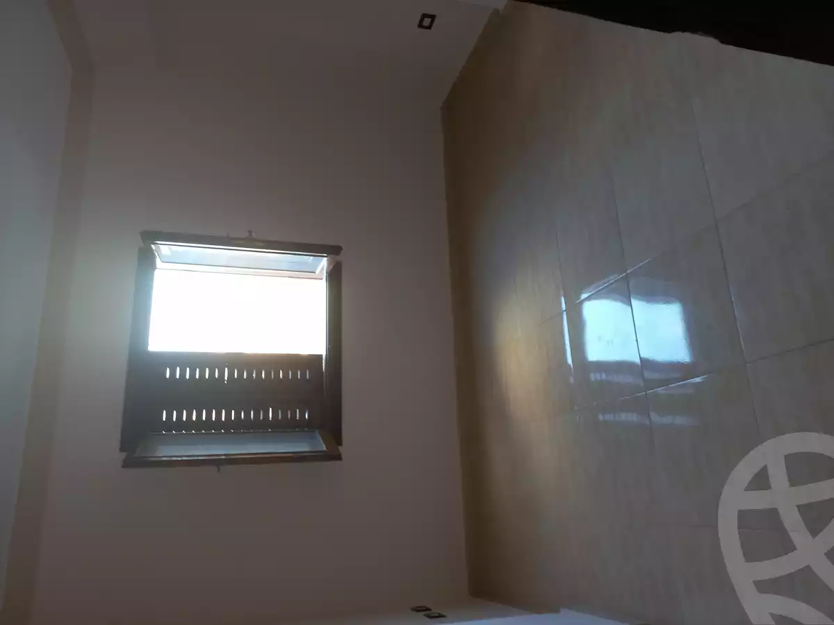 https://aqarmap.com.eg/en/listing/4035562-for-sale-alexandria-el-hanouvel-trablose-st