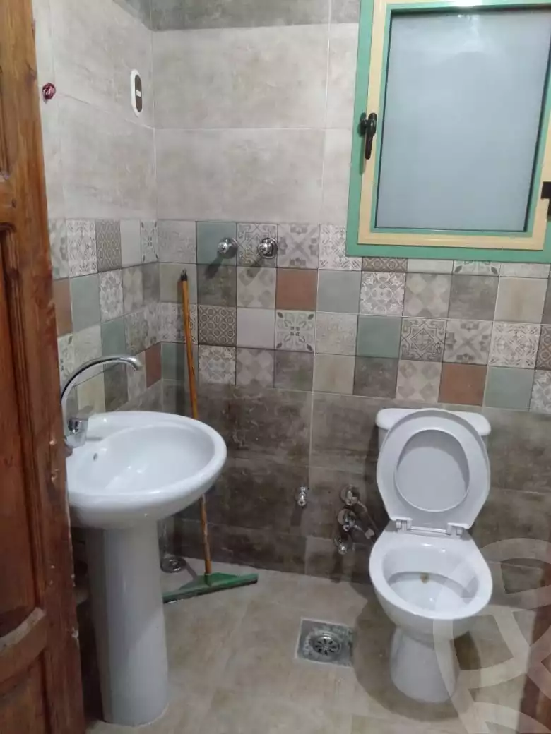 https://aqarmap.com.eg/en/listing/4036697-for-sale-alexandria-bw-qyr-street-25