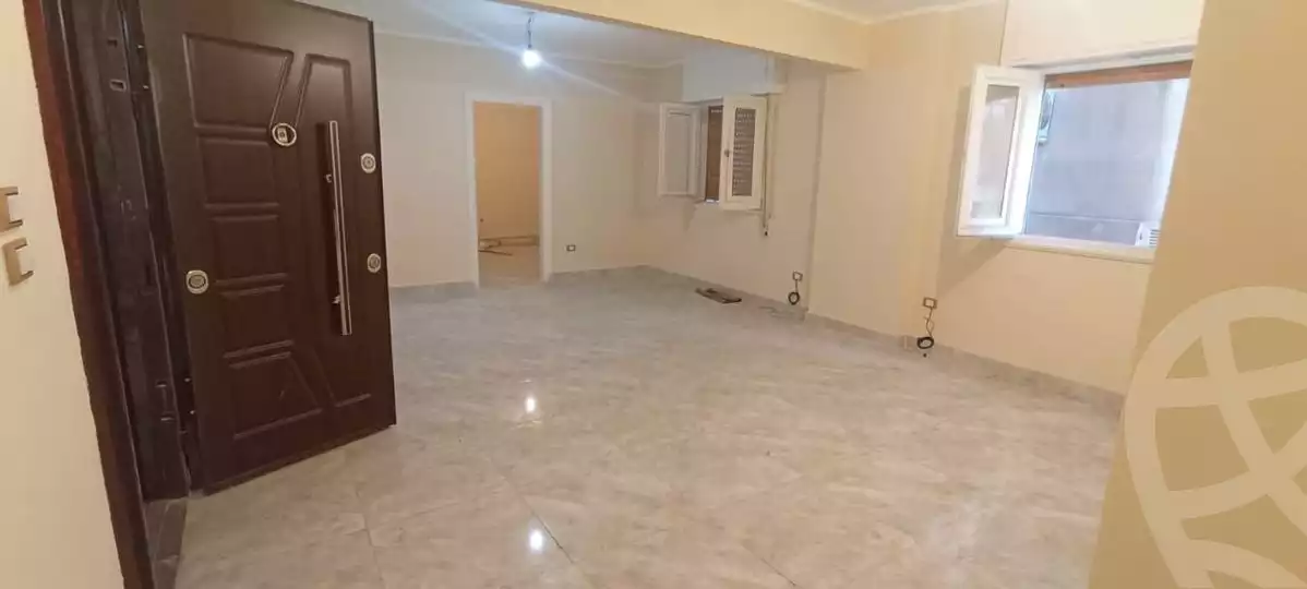 https://aqarmap.com.eg/en/listing/4036884-for-rent-alexandria-ganaklis-el-fath-st