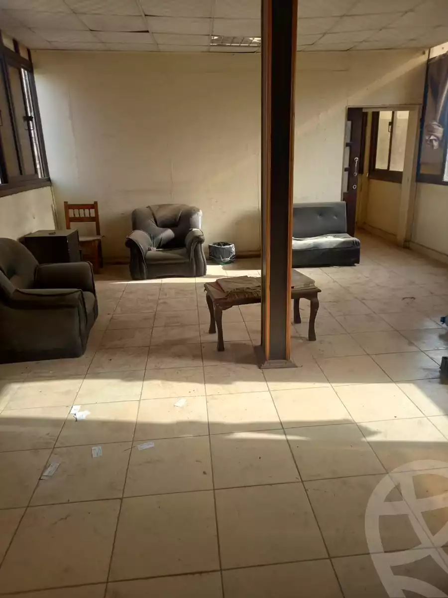 https://aqarmap.com.eg/en/listing/4038076-for-rent-cairo-downtown-abdeen-mohammed-farid-st