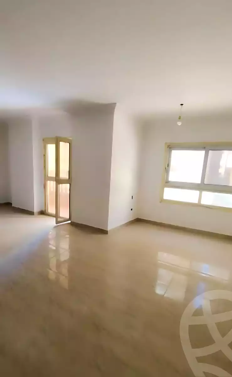 https://aqarmap.com.eg/ar/listing/4039726-for-sale-cairo-el-obour-ismailia-desert-road-el-nakheel-resort-amenhotep-and-october-co-operative-housing