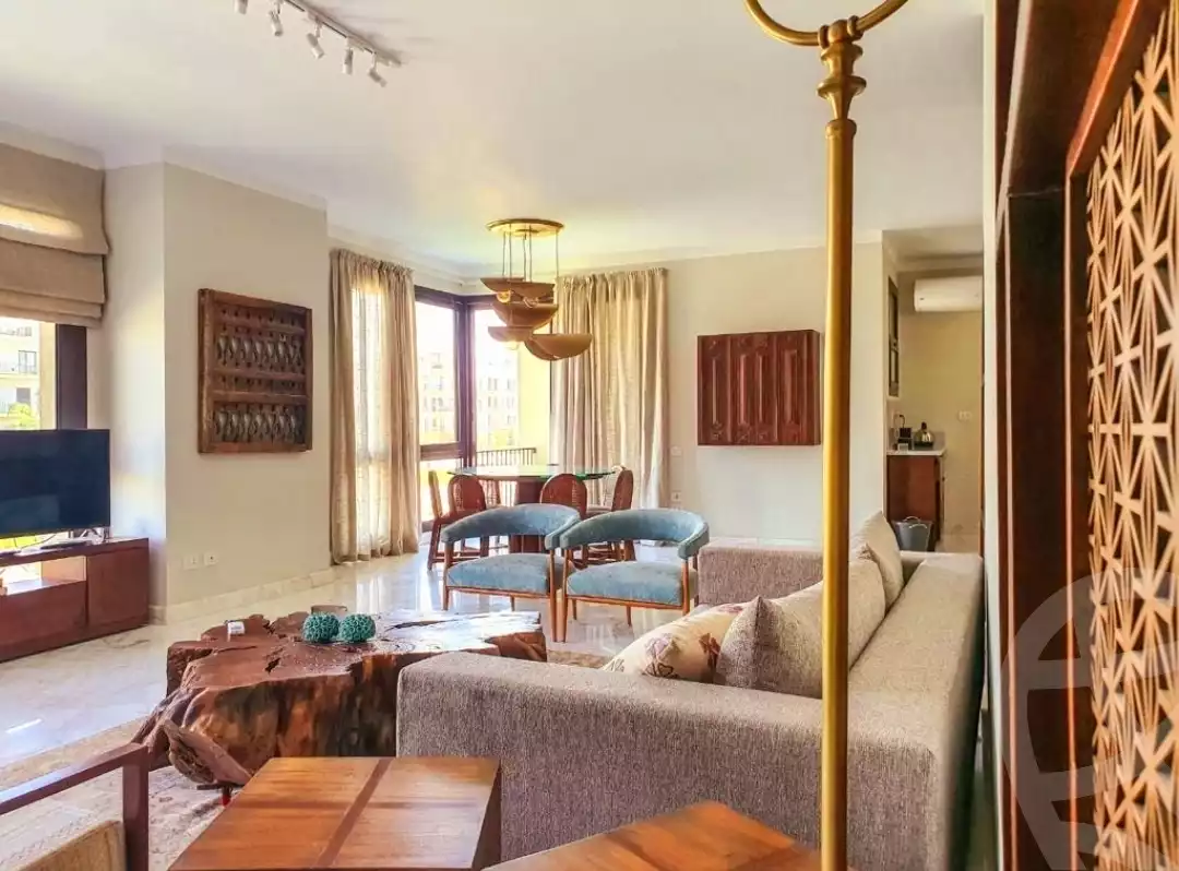 https://aqarmap.com.eg/ar/listing/4044682-for-rent-cairo-el-sheikh-zayed-city-compounds-kmbwnd-wyst-twn-swdyk
