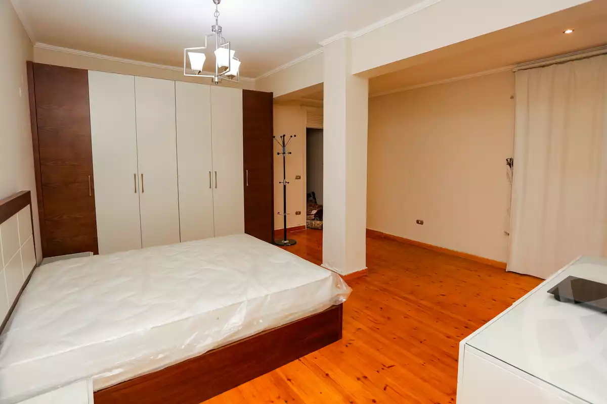 https://aqarmap.com.eg/en/listing/4046126-for-sale-alexandria-lauran-ibrahim-naseer-st
