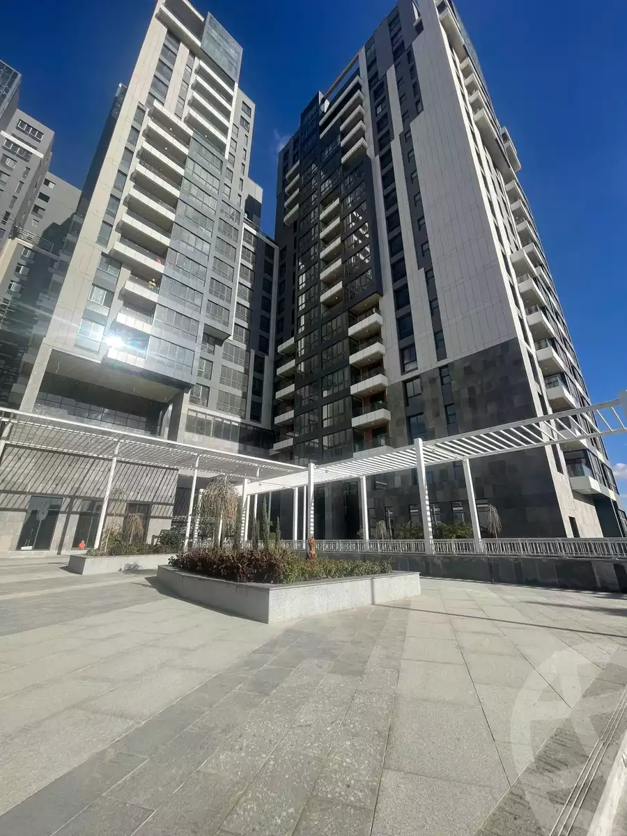 https://aqarmap.com.eg/en/listing/4046380-for-rent-cairo-6th-of-october-compound-aeon