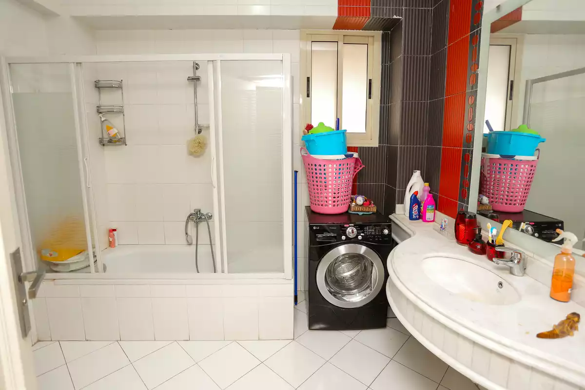 https://aqarmap.com.eg/en/listing/4048559-for-sale-alexandria-lauran-ibrahim-naseer-st