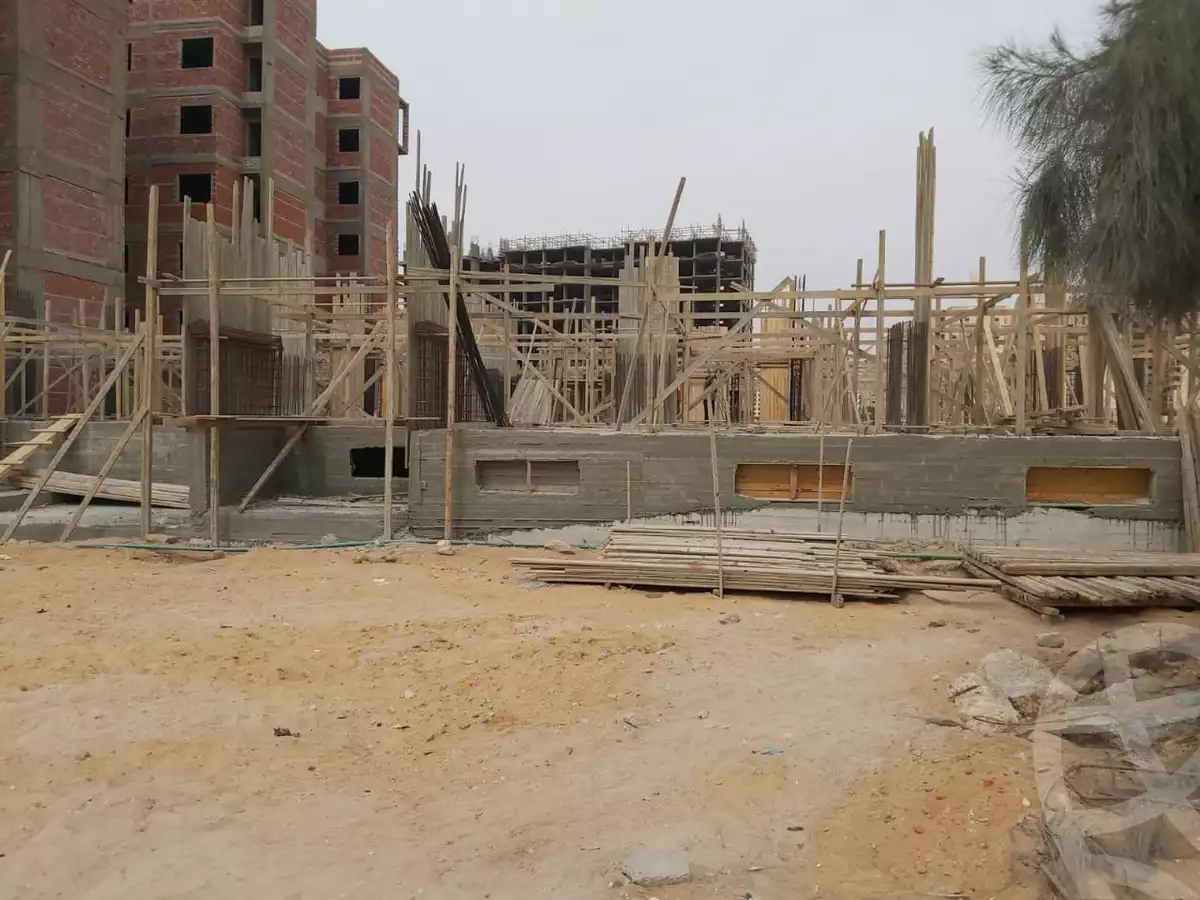 https://aqarmap.com.eg/en/listing/4051606-for-sale-cairo-ismailia-desert-road-golden-park