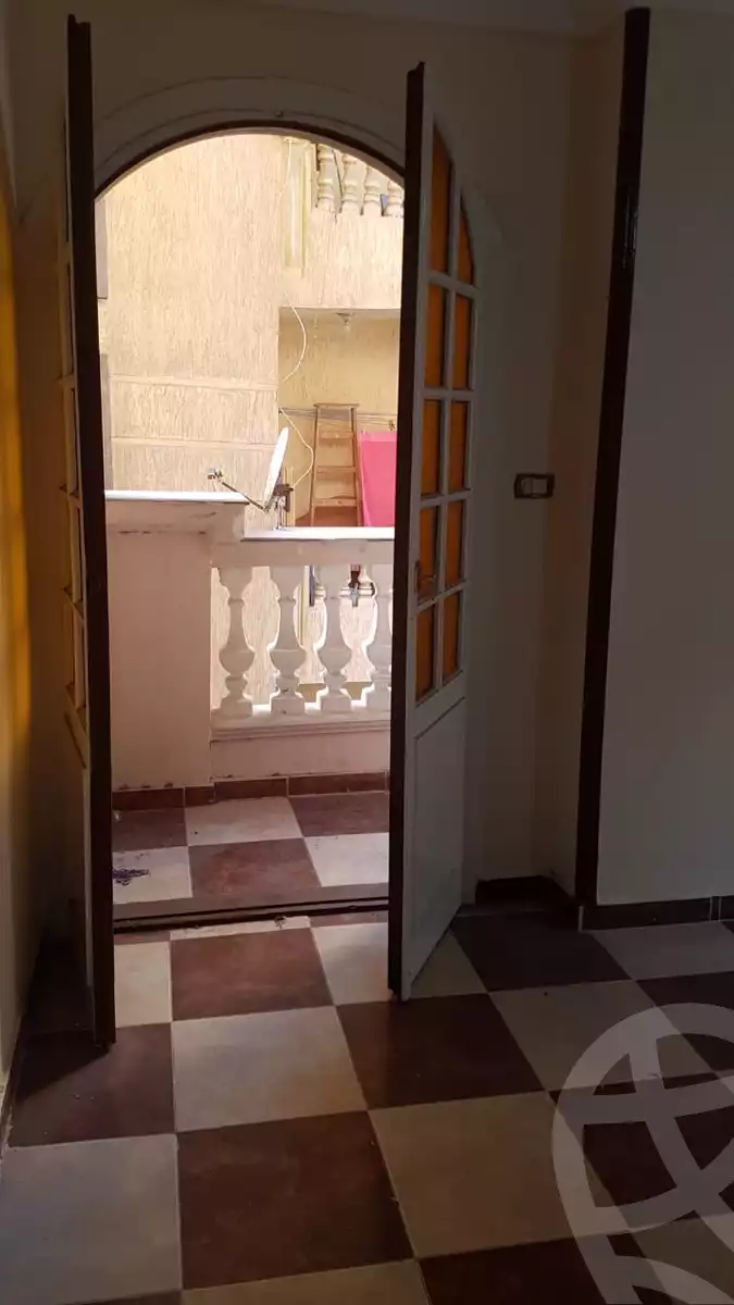 https://aqarmap.com.eg/en/listing/4052491-for-sale-alexandria-ibrahimia-abou-quer-st