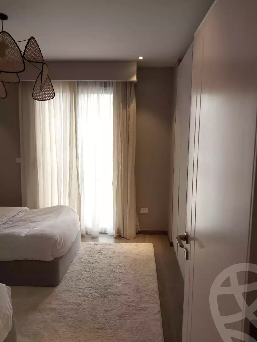 https://aqarmap.com.eg/en/listing/4053471-for-sale-cairo-el-sheikh-zayed-city-compounds-kmbwnd-fyldj-wyst-dr-llttwyr