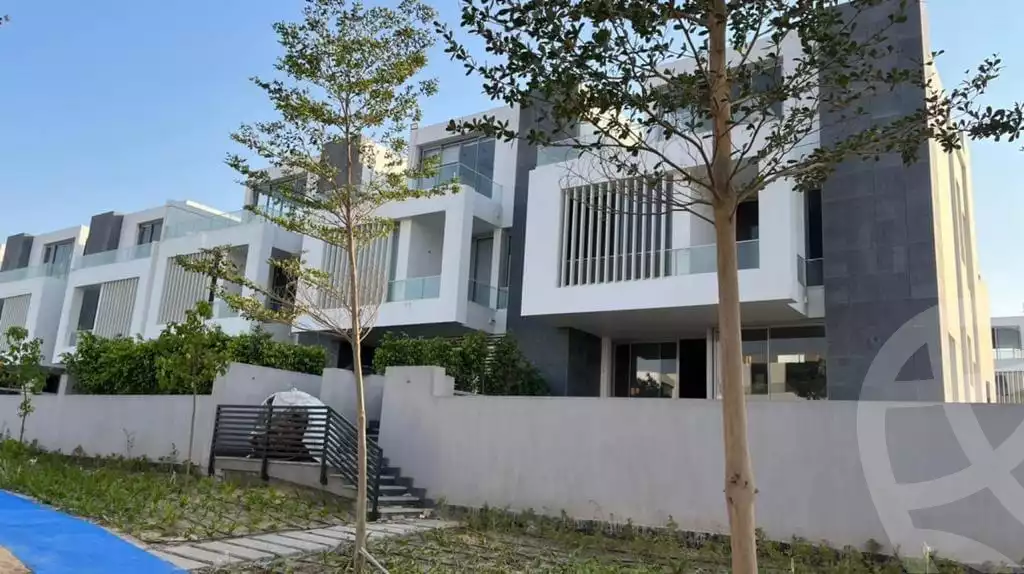 https://aqarmap.com.eg/en/listing/4055438-for-sale-cairo-alex-cairo-desert-road-kmbwnd-fy-tryq-skndry-lshrwy-joulz-compound-inertia