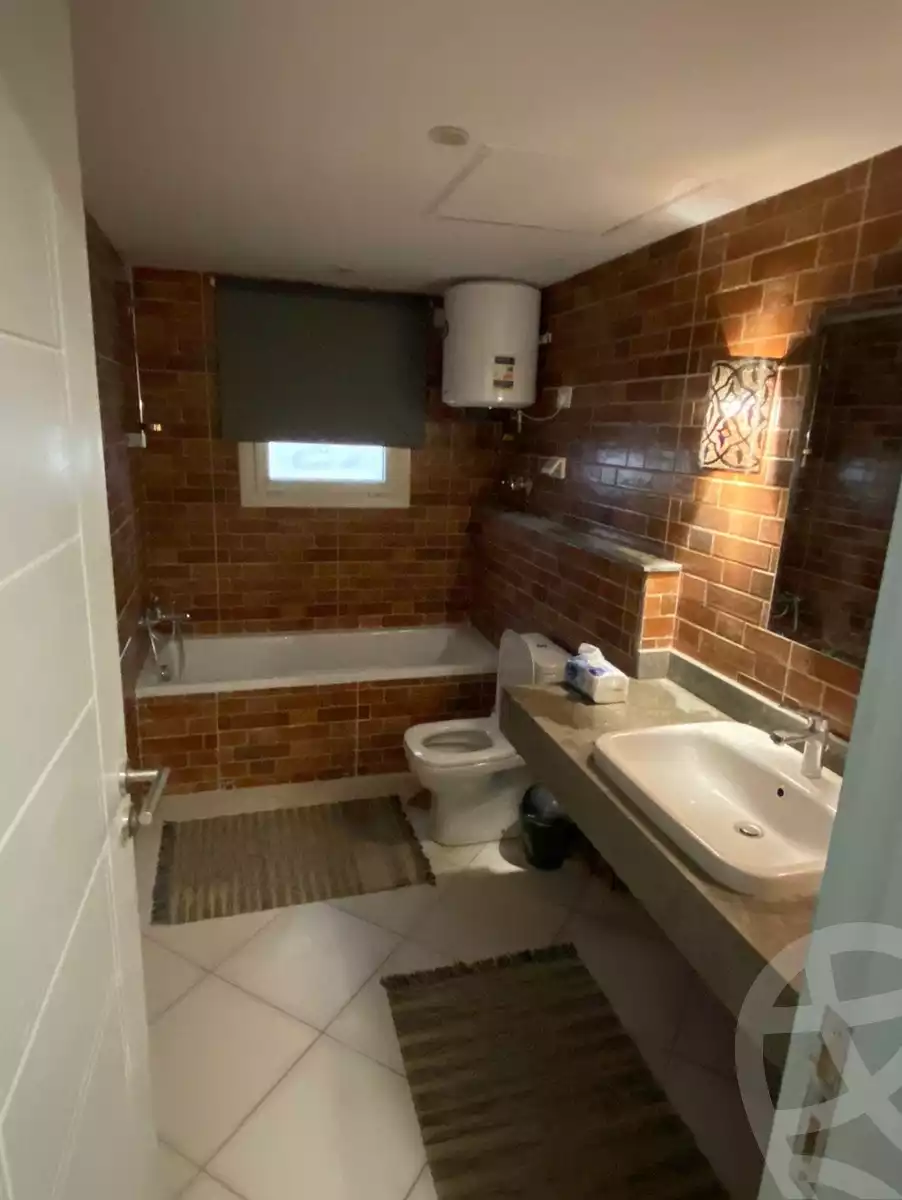 https://aqarmap.com.eg/ar/listing/4055762-for-rent-cairo-6th-of-october-compounds-wyst-rydj-ryzydns-nyw-jyz-llttwyr-l-qry