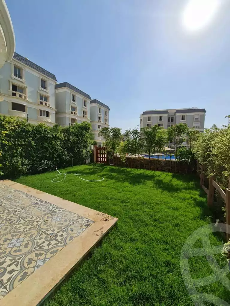 https://aqarmap.com.eg/en/listing/4056081-for-sale-cairo-new-cairo-compounds-mountain-view-hyde-park