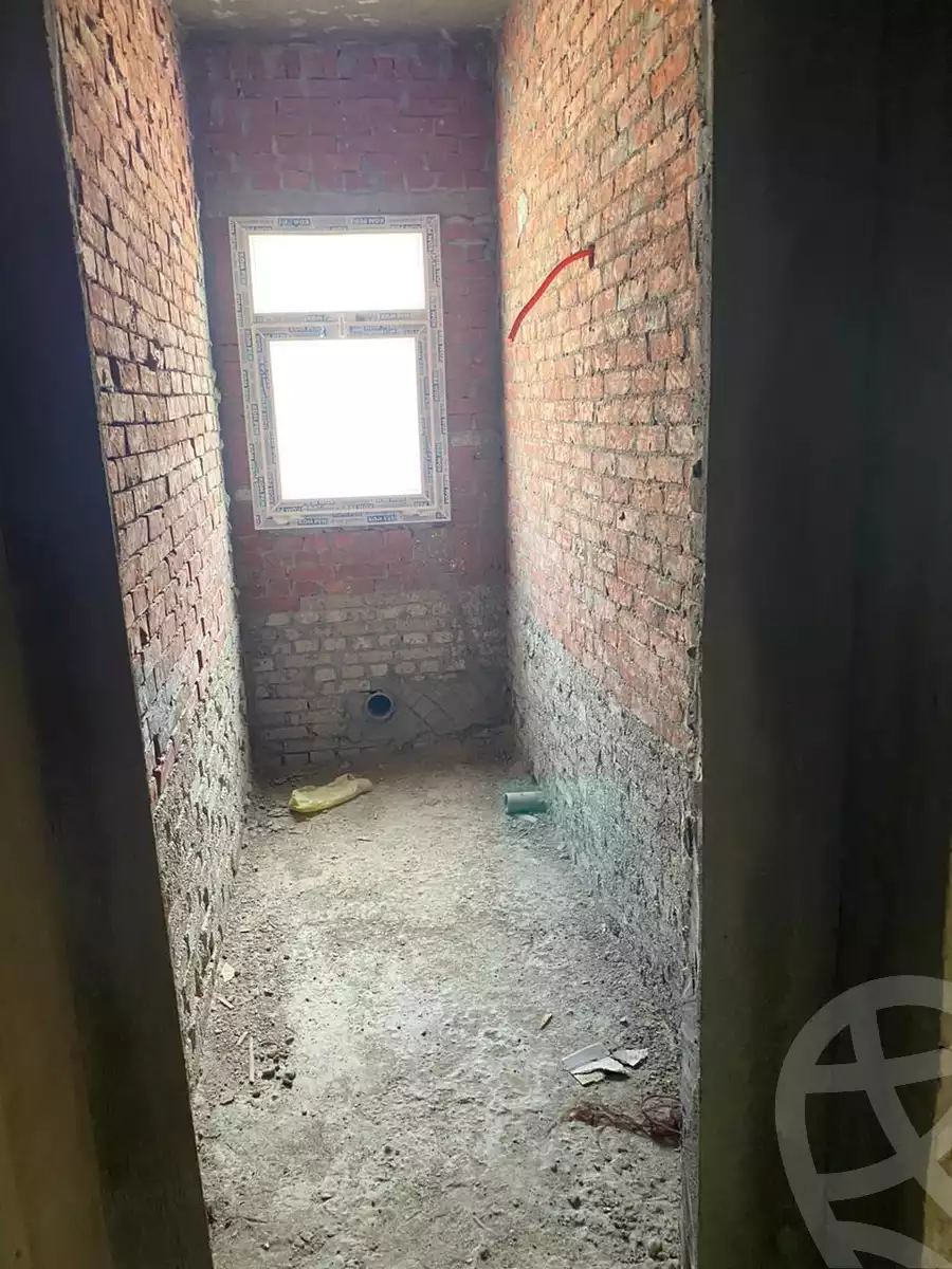 https://aqarmap.com.eg/ar/listing/4057158-for-sale-cairo-mokattam-compounds-kmbwnd-sy-gnym-jrwb