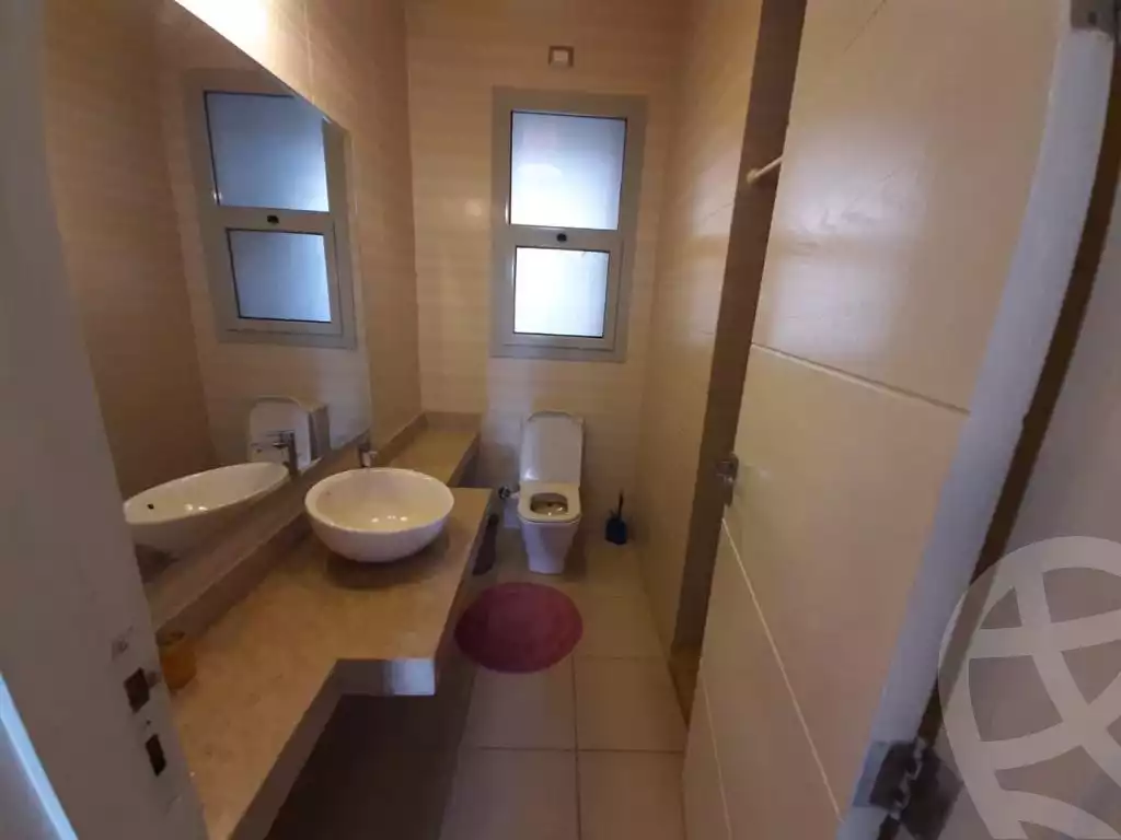 https://aqarmap.com.eg/ar/listing/4062379-for-rent-cairo-new-cairo-compounds-kmbwnd-fyldj-jyt-blm-hylz