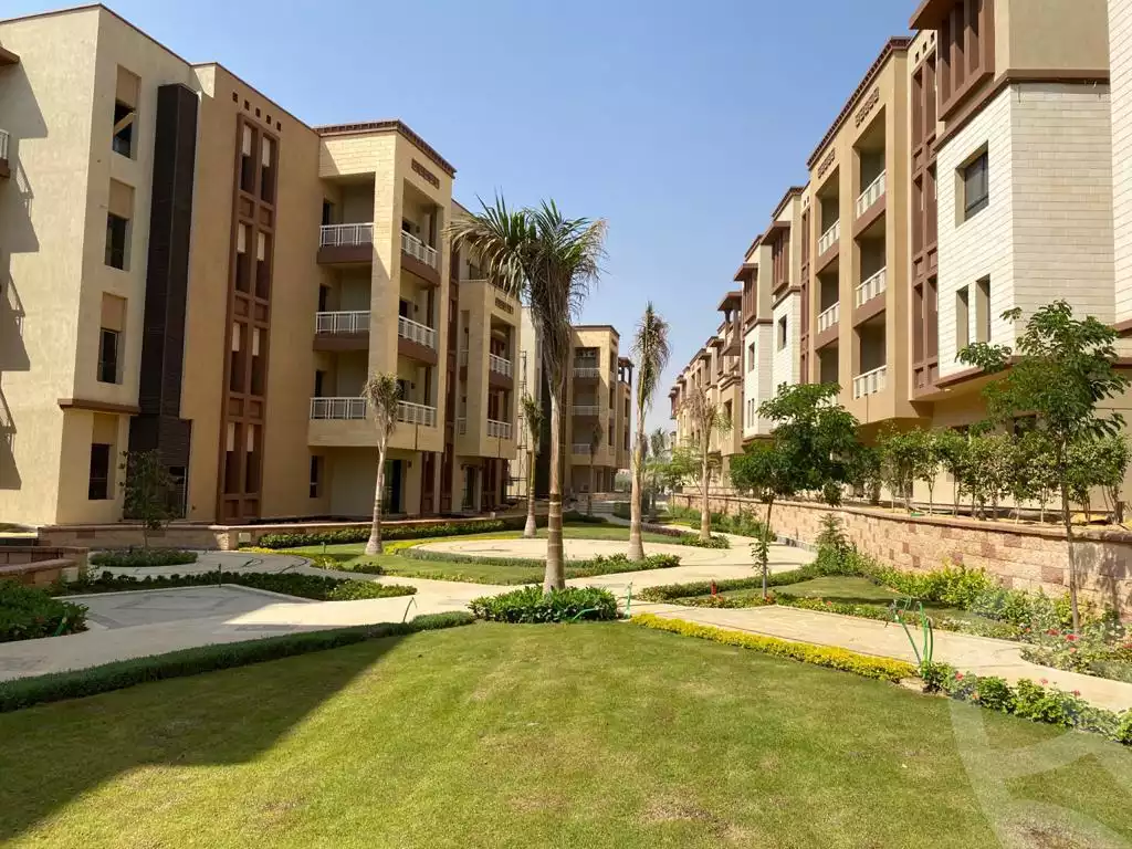 https://aqarmap.com.eg/en/listing/4065334-for-sale-cairo-6th-of-october-compound-green-5