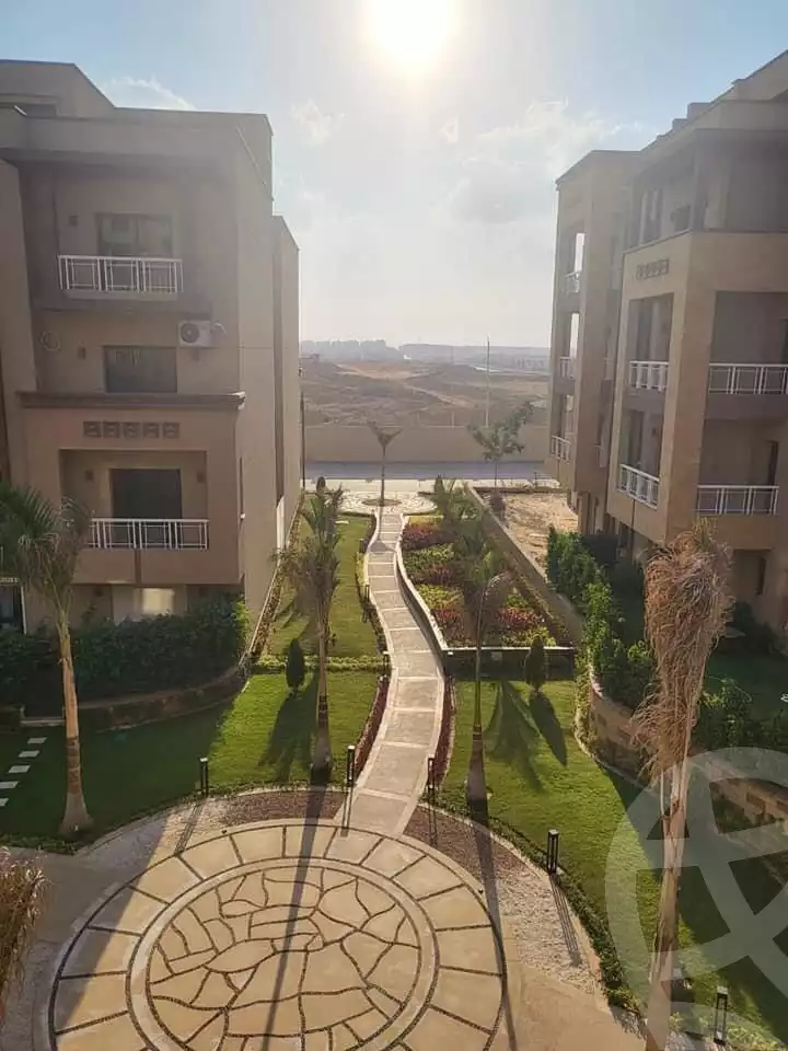 https://aqarmap.com.eg/en/listing/4066062-for-sale-cairo-6th-of-october-compound-green-5