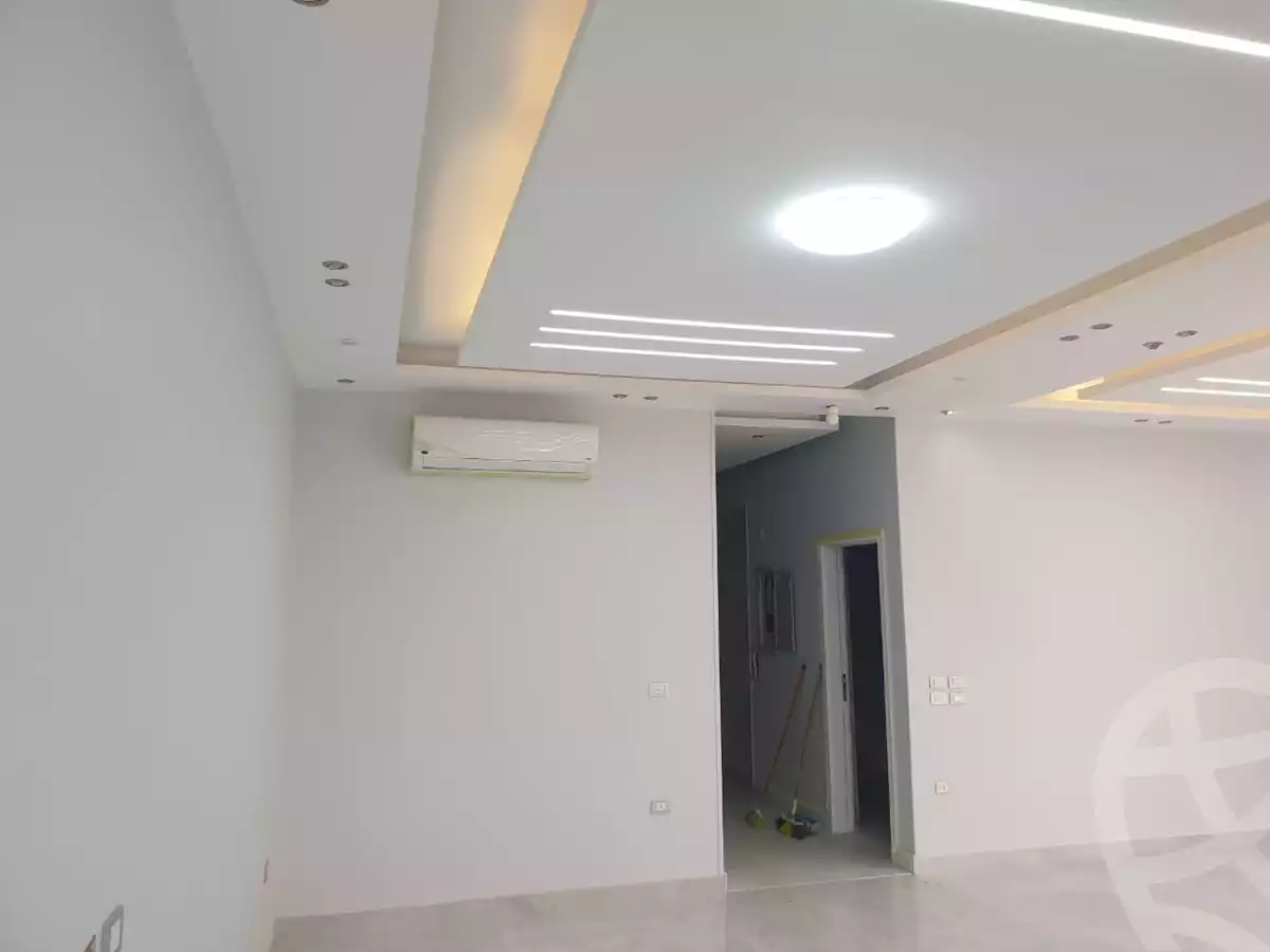 https://aqarmap.com.eg/en/listing/4066083-for-rent-cairo-el-sheikh-zayed-city-compounds-in-sheikh-zayed-palm-hills-october-golf-extension