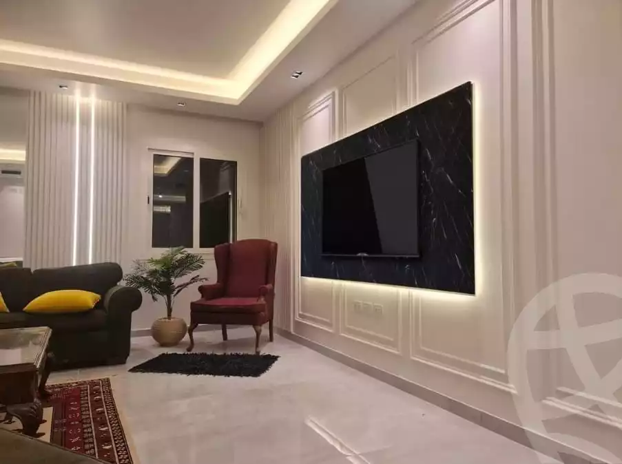 https://aqarmap.com.eg/ar/listing/4067569-for-sale-cairo-6th-of-october-compound-october-plaza